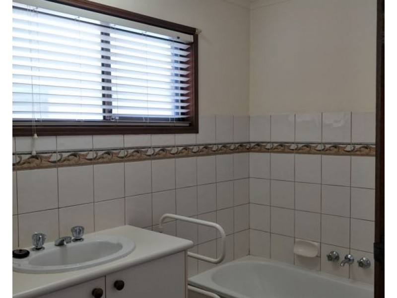 8 Durbar St, Sunnybank Hills QLD 4109