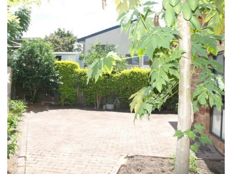 8 Durbar St, Sunnybank Hills QLD 4109