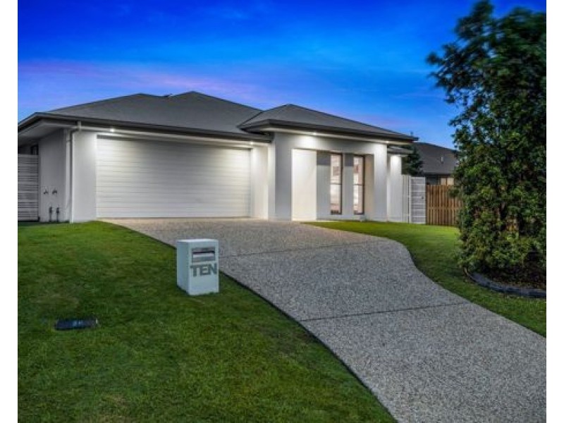 64 CREEKSIDE DRIVE, Springfield Lakes QLD 4300