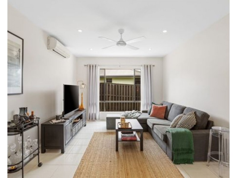 64 CREEKSIDE DRIVE, Springfield Lakes QLD 4300