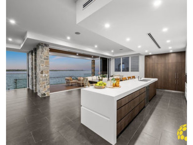 3 Parklane Terrace, Paradise Point QLD 4216