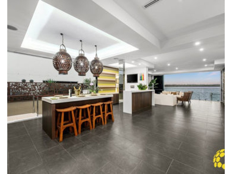 3 Parklane Terrace, Paradise Point QLD 4216