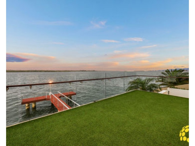 3 Parklane Terrace, Paradise Point QLD 4216