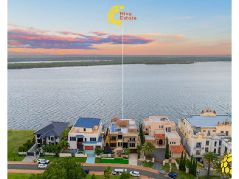 3 Parklane Terrace, Paradise Point QLD 4216