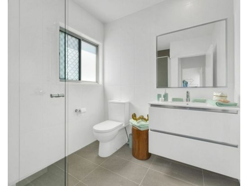 421 Trouts Road, Chermside West QLD 4032