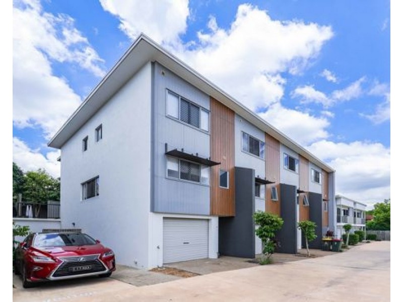397 Trouts Road, Chermside West QLD 4032
