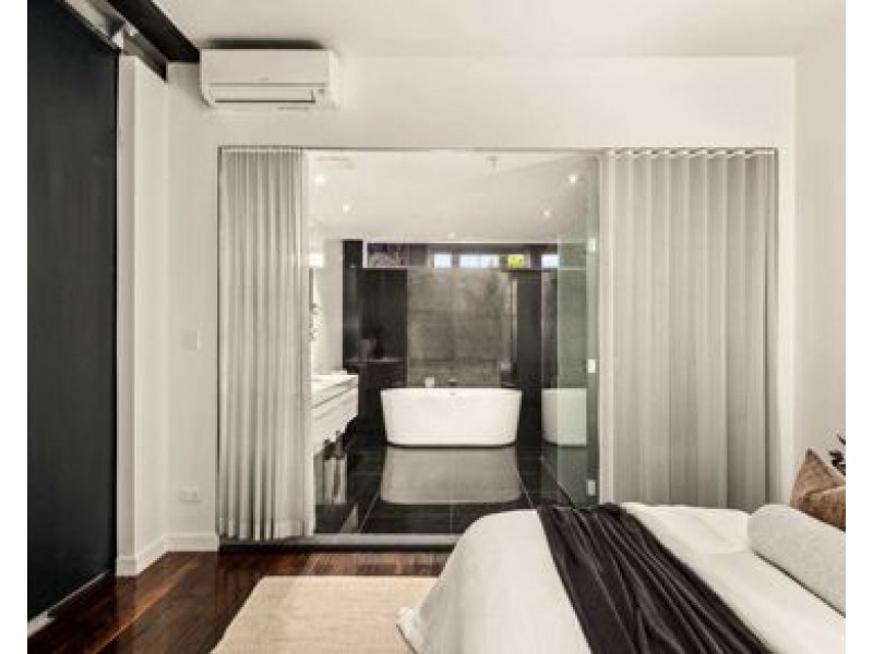 217/50 Macquarie Street, Teneriffe QLD 4005