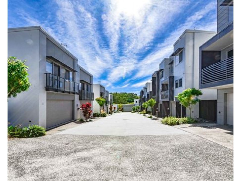 421 Trouts Road, Chermside West QLD 4032