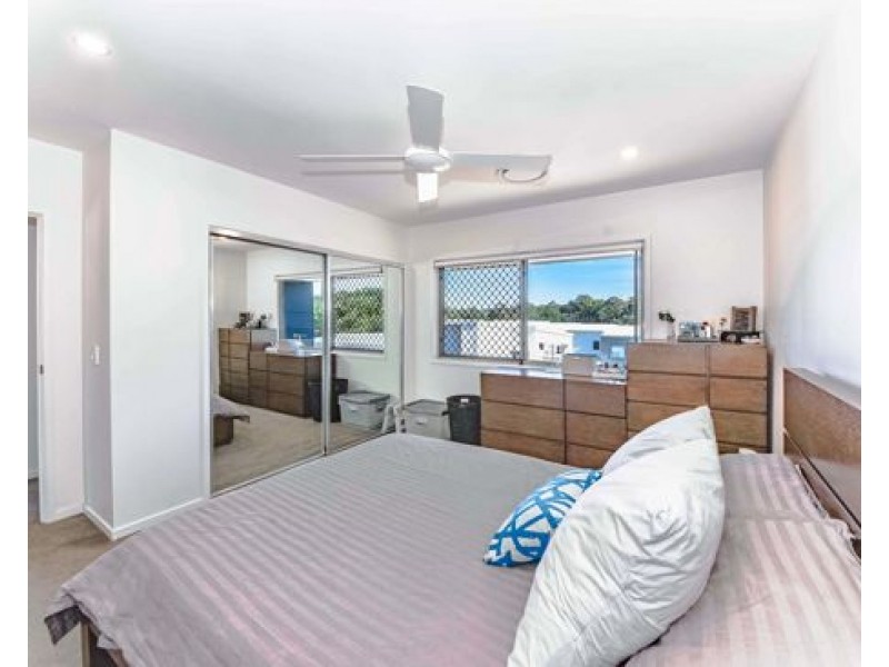421 Trouts Road, Chermside West QLD 4032