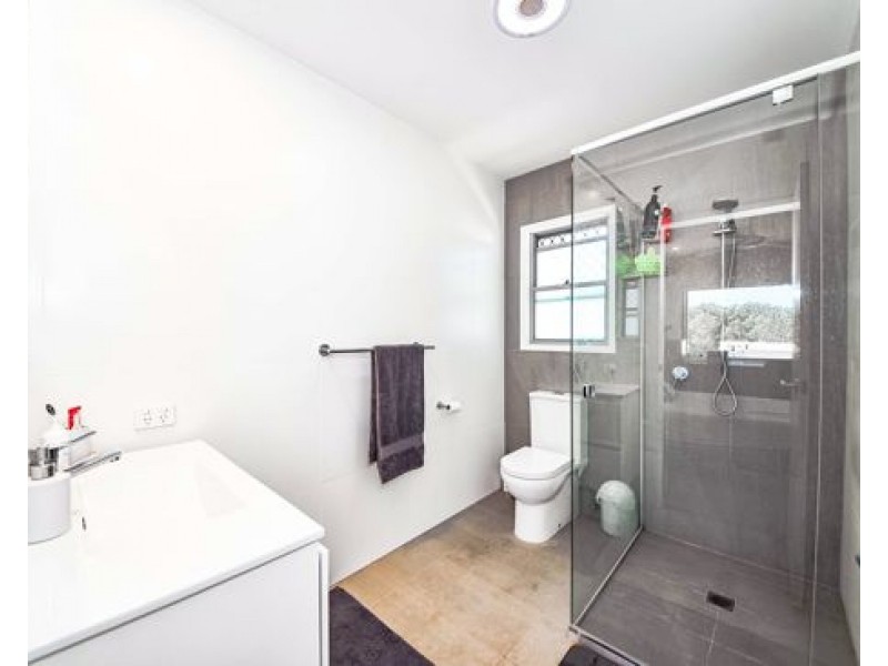421 Trouts Road, Chermside West QLD 4032