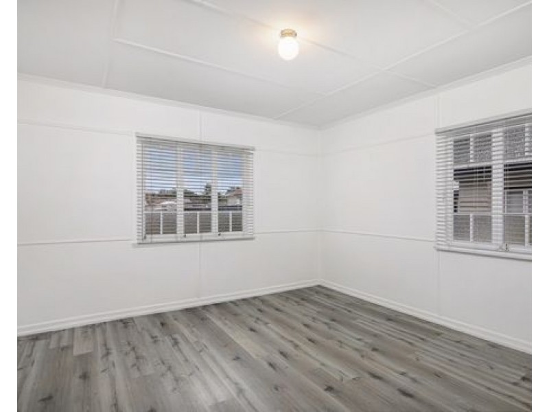 55 Pozieres Rd, Tarragindi QLD 4121