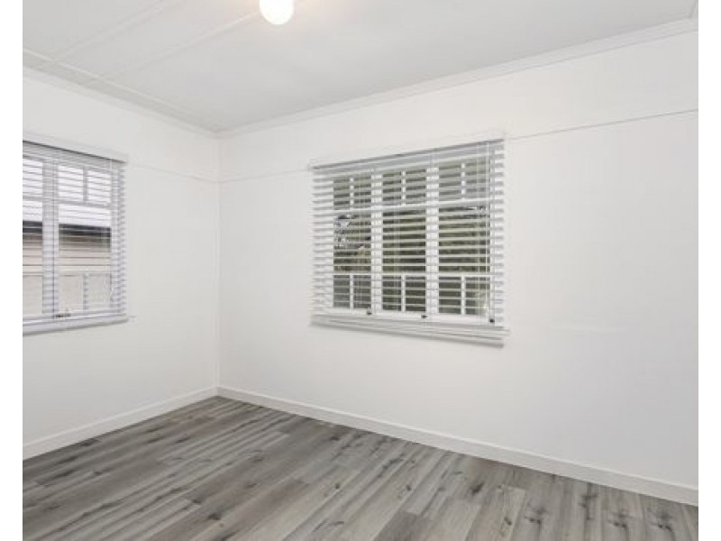 55 Pozieres Rd, Tarragindi QLD 4121