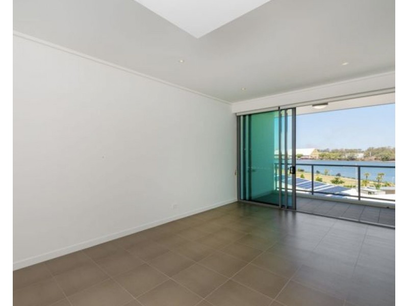 3513/126 Parkside Circuit, Hamilton QLD 4007