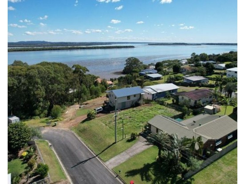 112 Channel St, Russell Island QLD 4184