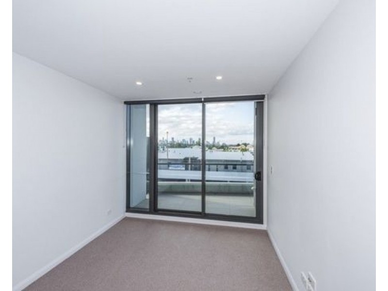 30202/300 Old Cleveland Road, Coorparoo QLD 4151