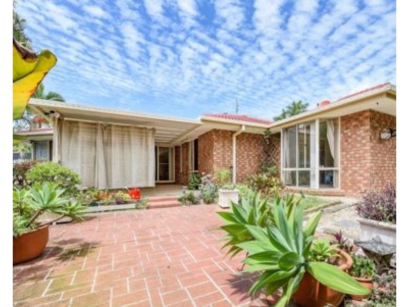 34 COOTHARABA DRIVE, Helensvale QLD 4212