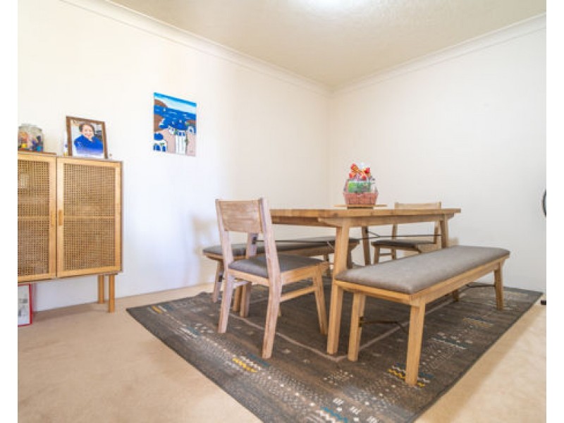 27/24 Slatyer Ave, Bundall QLD 4217