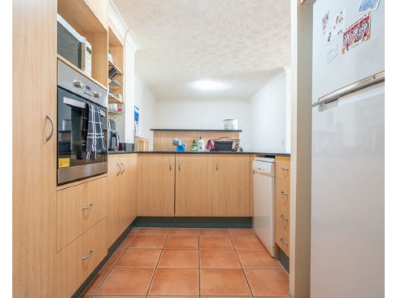 27/24 Slatyer Ave, Bundall QLD 4217