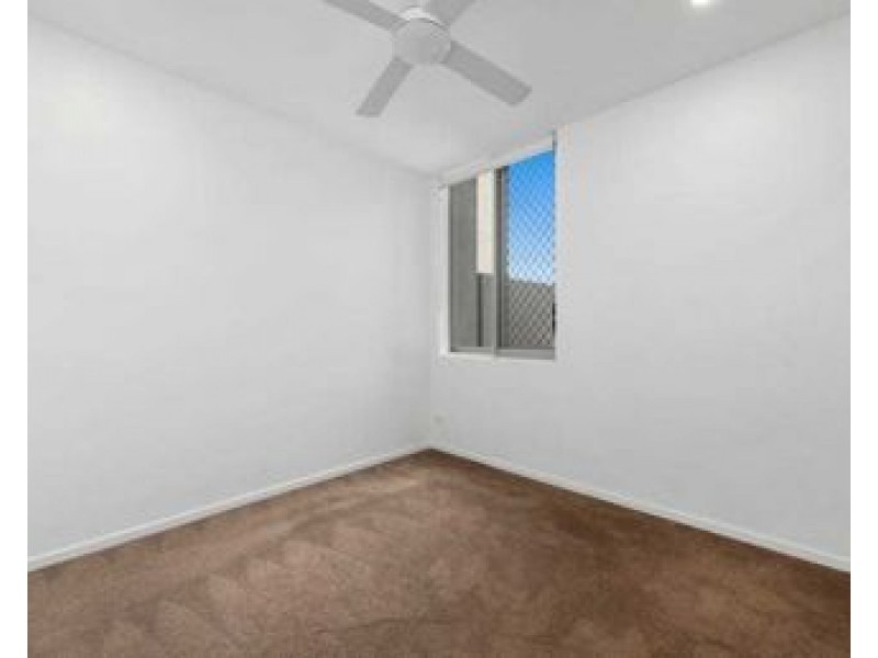 L2/ 11 Rolleston Street, Keperra QLD 4054