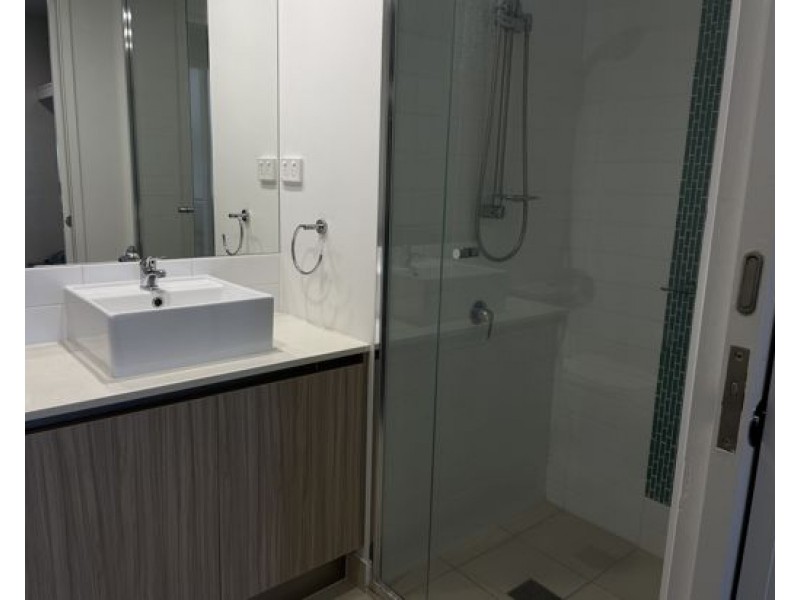 1310 42 Laver Drive, Robina QLD 4226