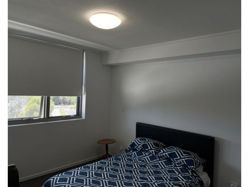 1310 42 Laver Drive, Robina QLD 4226