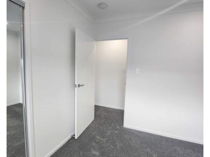 31 SAMFORD DRIVE,, Holmview QLD 4207