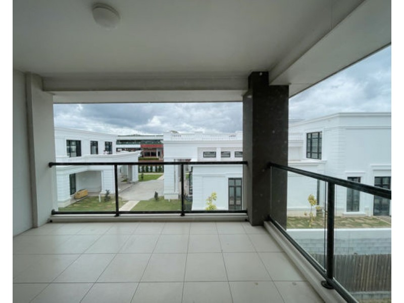 1012/8 Win St, Eight Mile Plains QLD 4113