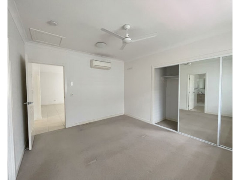 1012/8 Win St, Eight Mile Plains QLD 4113