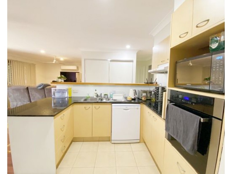 1/64 Gilston Road, Nerang QLD 4211