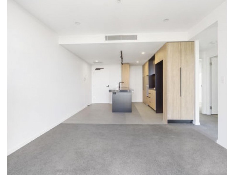 710/19 Deshon Street, Woolloongabba QLD 4102