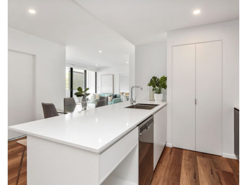 301/10 Curwen Terrace, Chermside QLD 4032
