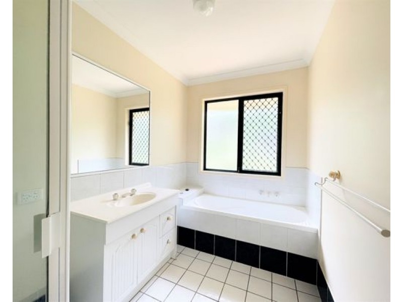 5 Kendall Court, Runcorn QLD 4113