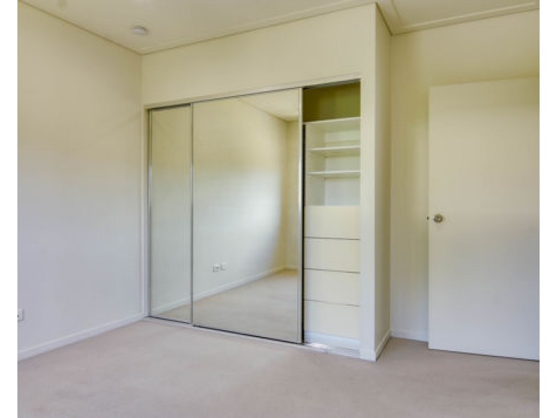 105 / 85 O’Connell Street, Kangaroo Point QLD 4169