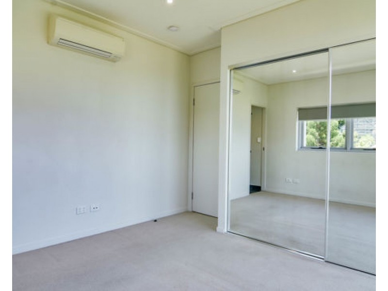 105 / 85 O’Connell Street, Kangaroo Point QLD 4169