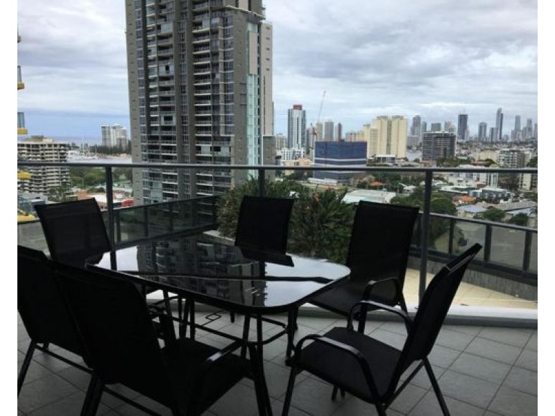 9 Lawson st, Southport QLD 4215