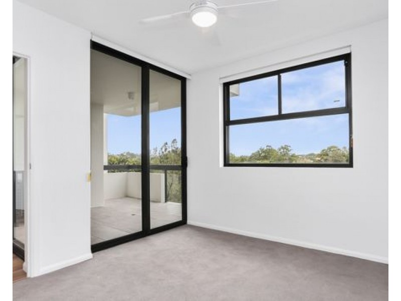 504/10 Curwen Terrace, Chermside QLD 4032