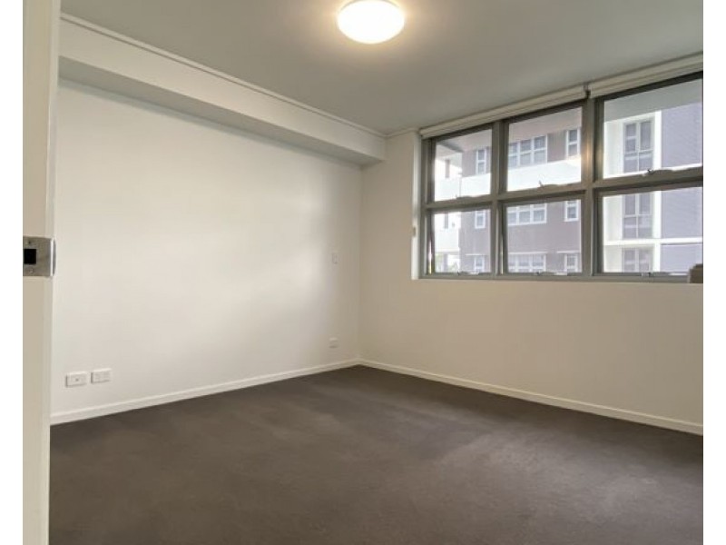 1300/42 Laver Drive, Robina QLD 4226