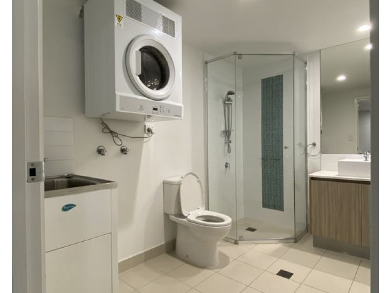 1300/42 Laver Drive, Robina QLD 4226