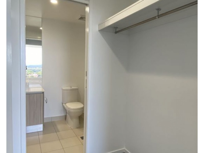 2100/42 Laver Drive, Robina QLD 4226