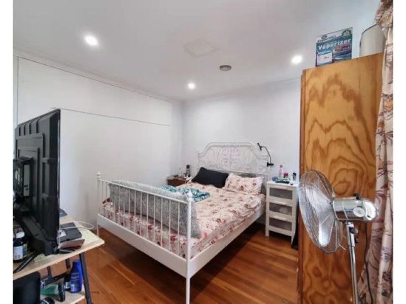 52 Lyttleton Cr, Cook ACT 2614