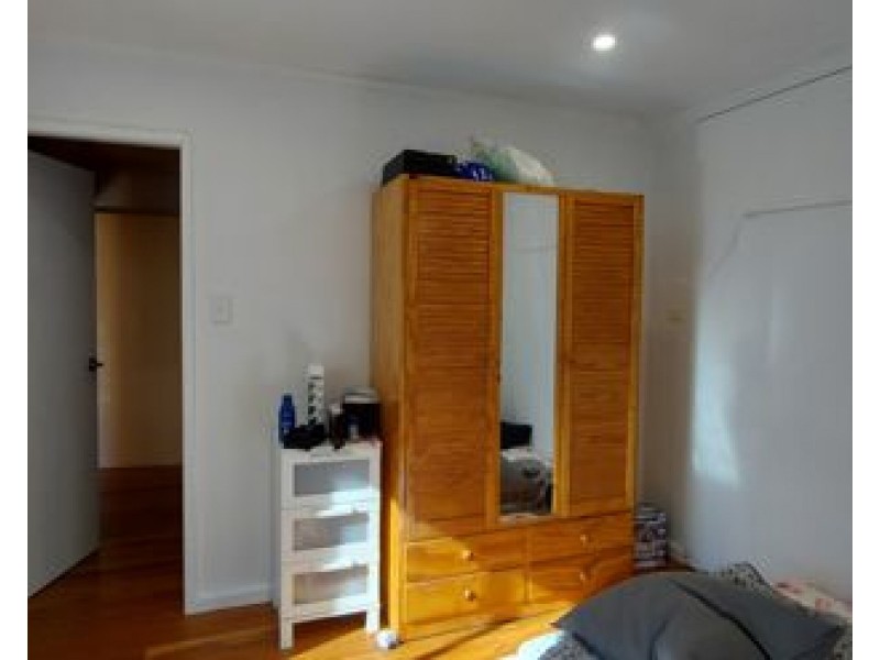 52 Lyttleton Cr, Cook ACT 2614