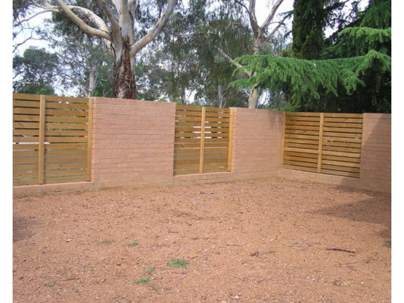 52 Lyttleton Cr, Cook ACT 2614