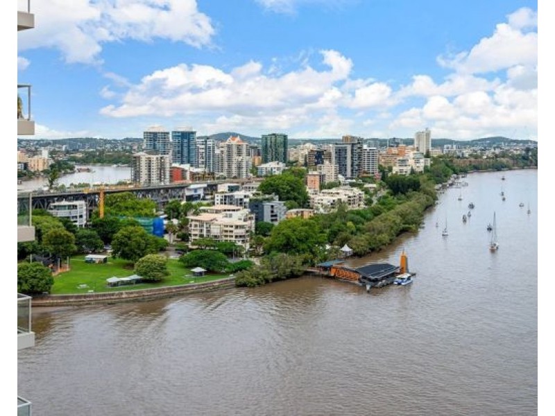 153/30 Macrossan Street, Brisbane City QLD 4000