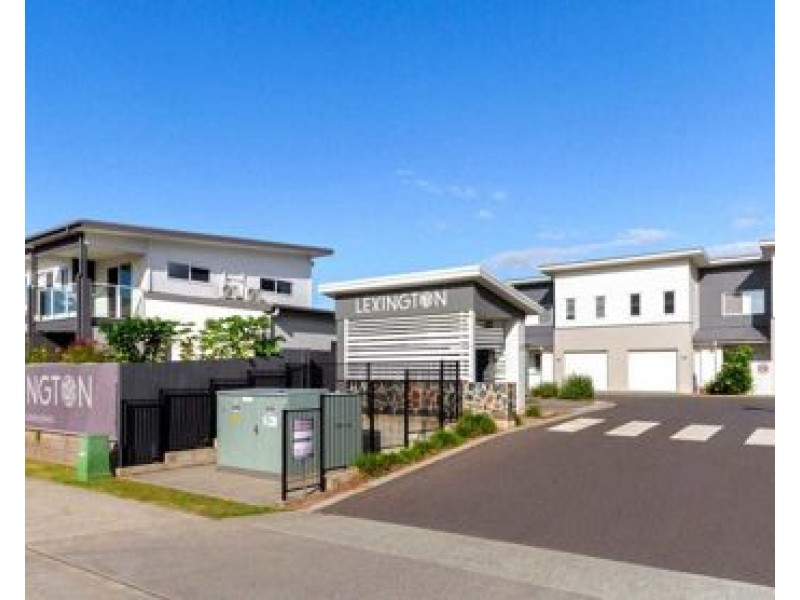 26/30 Creekside Terrace, Albany Creek QLD 4035