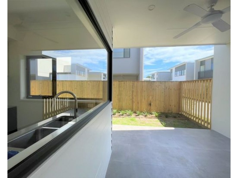 54/191-197 Marina Quays Boulevard, Hope Island QLD 4212