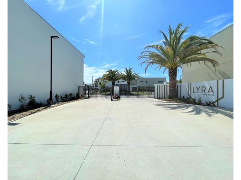 54/191-197 Marina Quays Boulevard, Hope Island QLD 4212