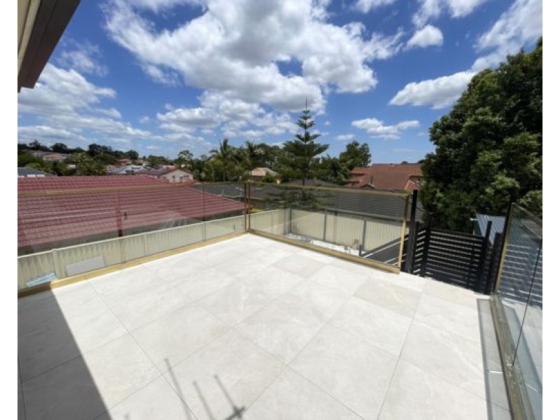 1 Estoril Street, Robertson QLD 4109