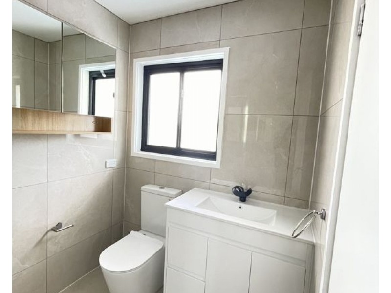 1 Estoril Street, Robertson QLD 4109