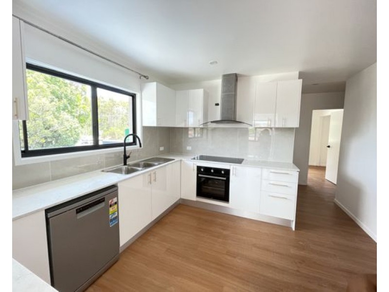 1 Estoril Street, Robertson QLD 4109