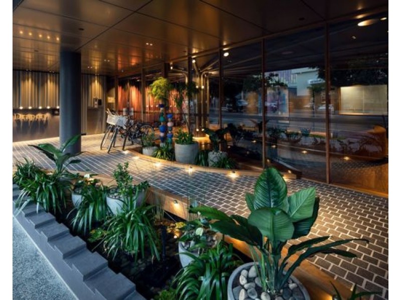 1305/62 Logan Road, Woolloongabba QLD 4102